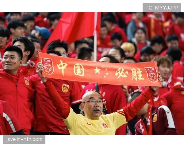 中国足球球迷人数突破3亿,行业回暖助推事业新发展 中国足球球迷人数突破3亿,行业回暖助推事业新发展